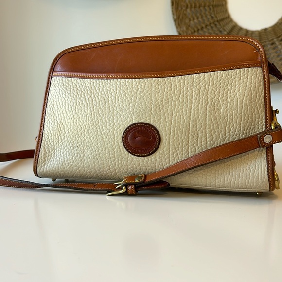 Dooney & Bourke Handbags - Dooney & Bourke | Leather Handbag Cream and Tan